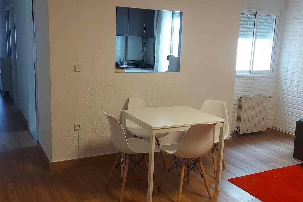 Precioso Piso-Apartamento En Barrio De Zaragoza Kültér fotó
